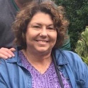 Meet your Posher, Debbie